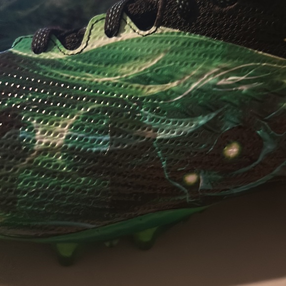 Under Armour blur smoke slime green football cleats men size 12.5 . - Picture 7 of 11
